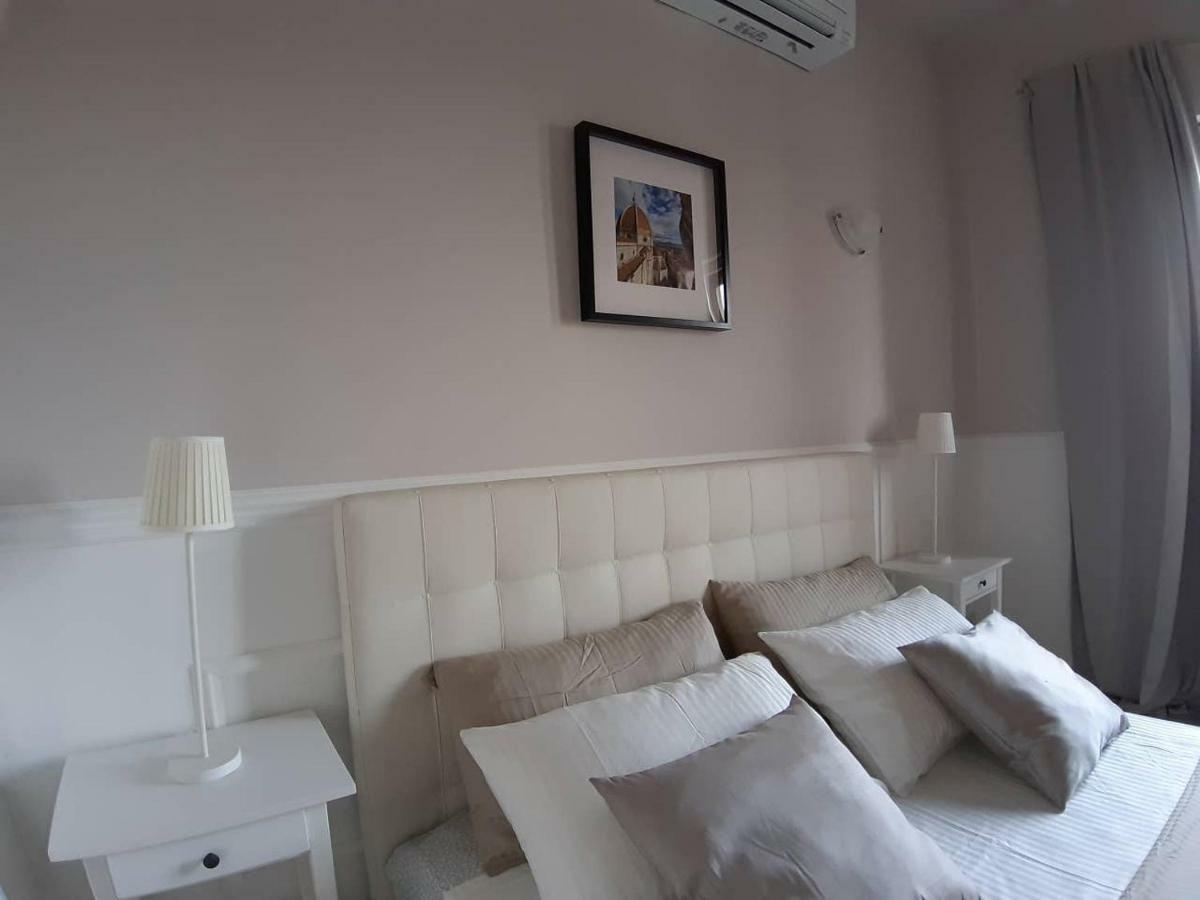 Hs4U Duomo View Art & Design Apartment Close To Central Train Station Флоренція Екстер'єр фото